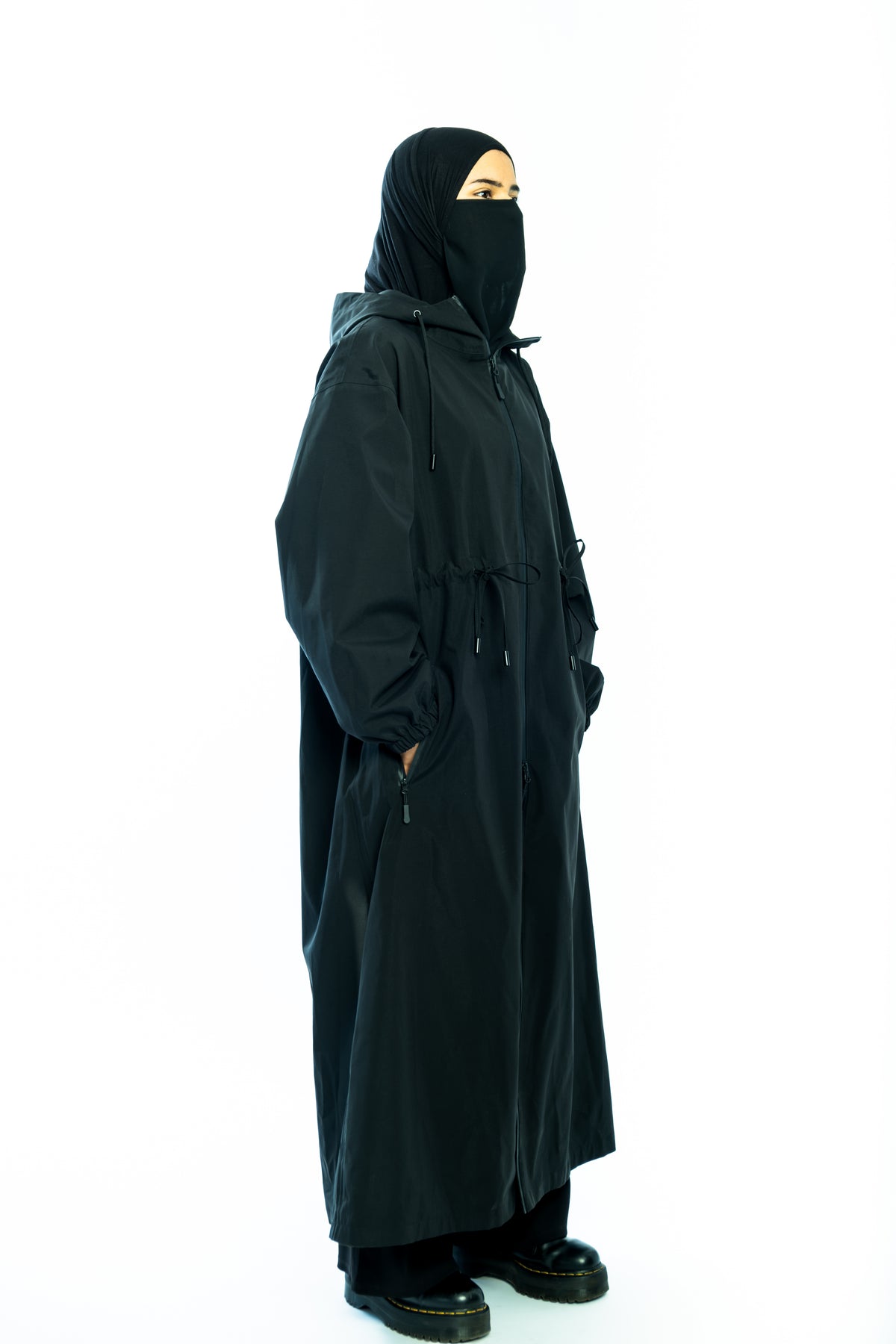 Reïna 01 – Black