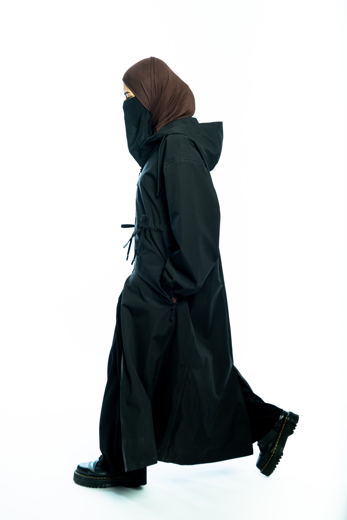 Reïna 01 – Black